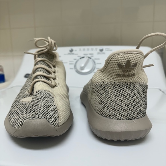 NWOT Adidas Men’s size  11 1/2 - Picture 2 of 7